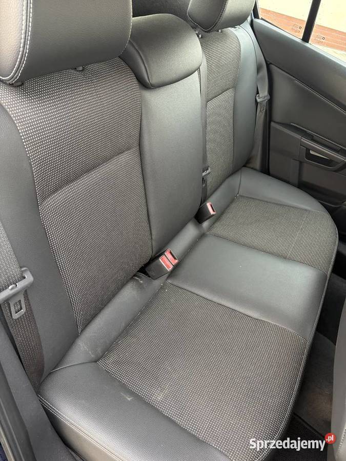 Opel astra h 16 benzyna 115 2009 zadbana i Astra