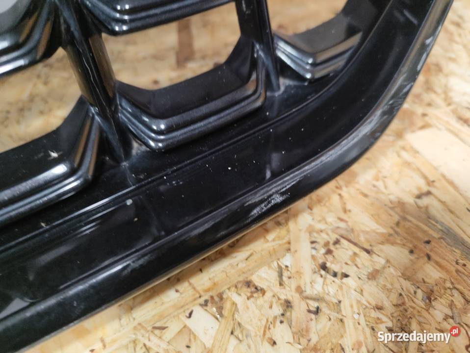 Grill Atrapa Volvo XC40 XC40 RDesign 2022 osobowe Pleszew