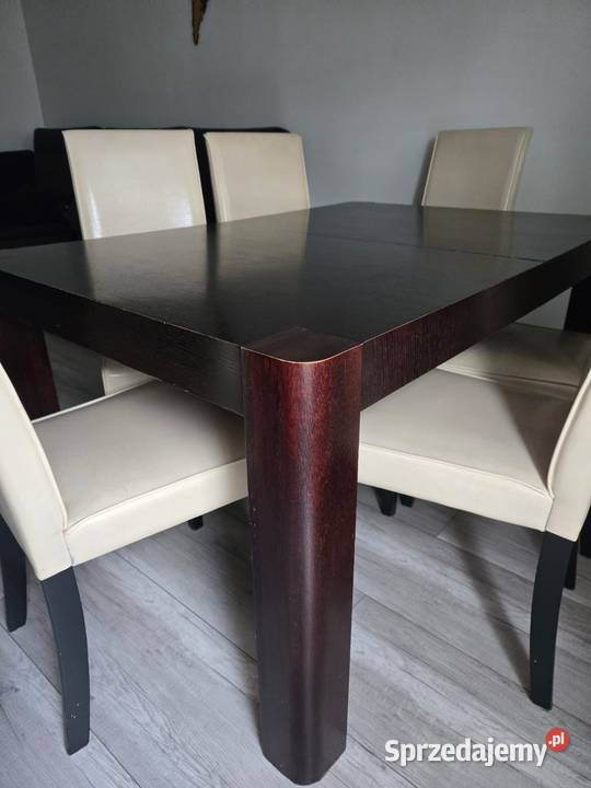 Stół Paged plus dodatkowo krzesła śląskie