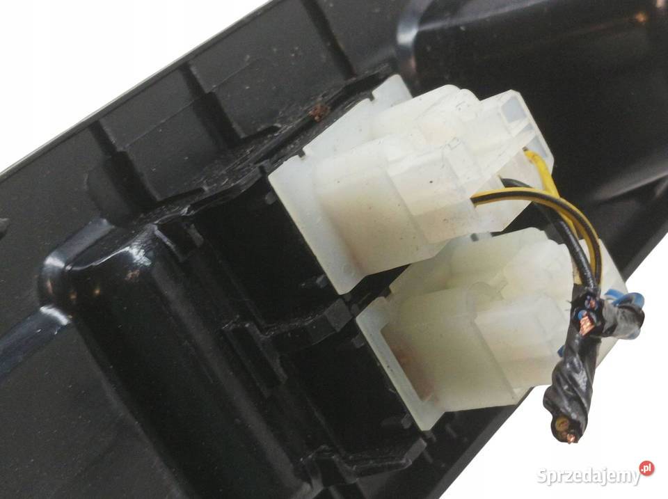 PRZEŁĄCZNIK SZYB LUSTEREK LEWY PRZÓD