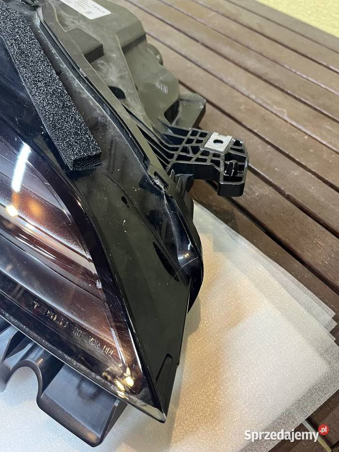 LAMPA PRAWA PRZÓD TESLA MODEL 3 HIGHLAND EUROPA Luboń