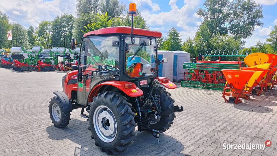 Ciągnik rolniczy Komunalny LOVOL M404 klima Tarnogród