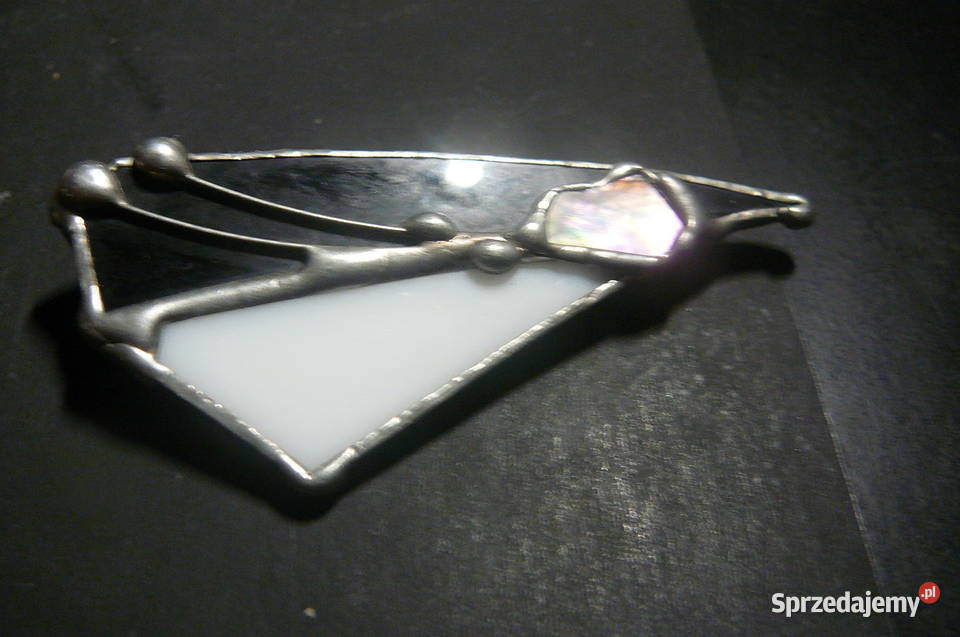 Broszka witrażowa białoczarna stara Wrocław