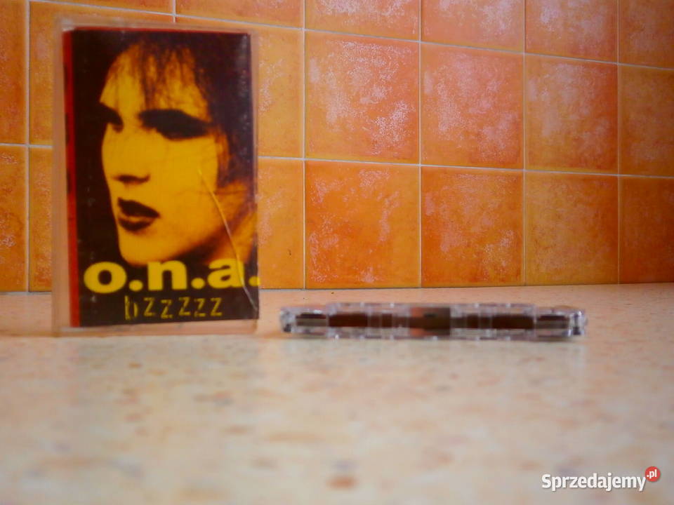 Kaseta audio ONA BZZZZZ dobra łódzkie Łódź