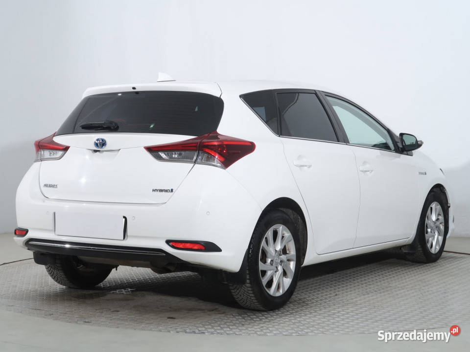 Toyota Auris Hybrid asystent parkowania śląskie Katowice