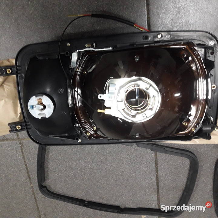 Reflektor Mercedes Lampa przód SK 1834 1922 1838