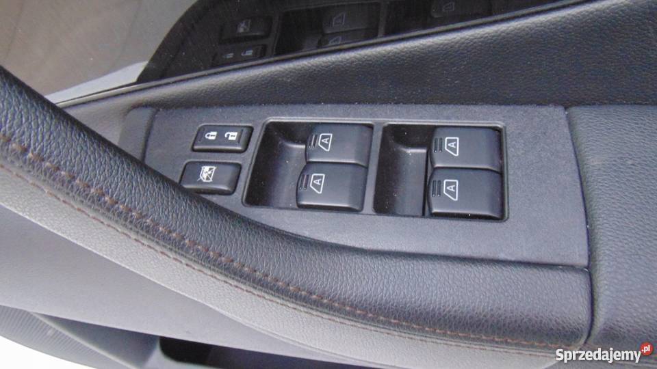 TAPICERKA BOCZEK DRZWI PRZÓD TYŁ UK INFINITI Nowy Tomyśl