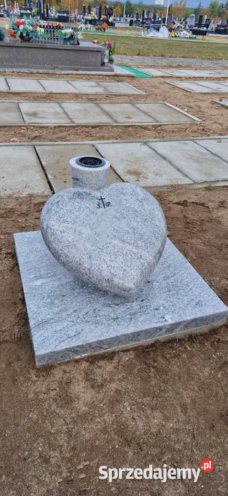 Nagrobek urnowy serce whiscount white 708 LUBIN