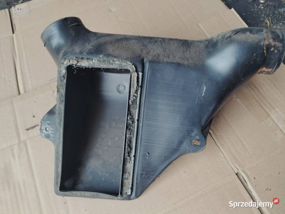 KANAŁ WYLOTOWY POWIETRZA 191819363A VW GOLF II 2 osobowe Kamień-Kolonia