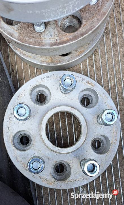 Dystanse HR 5x120 30mm 651 VW T5 T6 Amarok Pozostałe