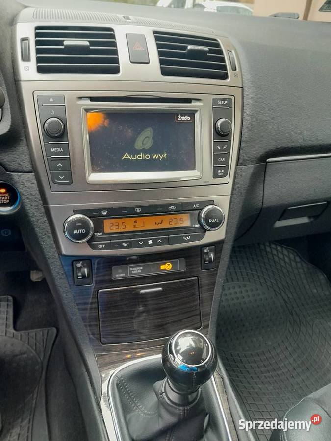 Toyota Avensis manualna Avensis Działoszyn