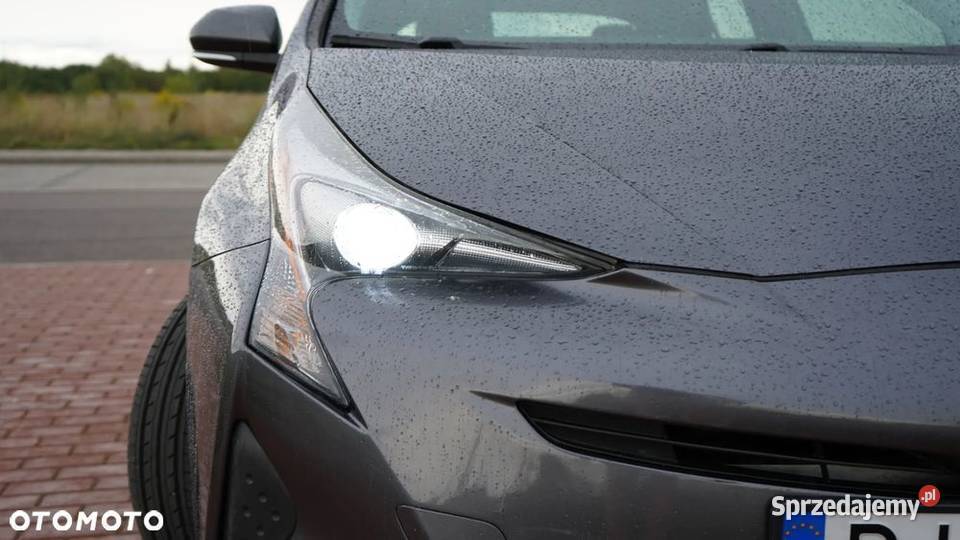 Toyota Prius 2016 hybryda 18 122KM Prius Plus podlaskie Białystok