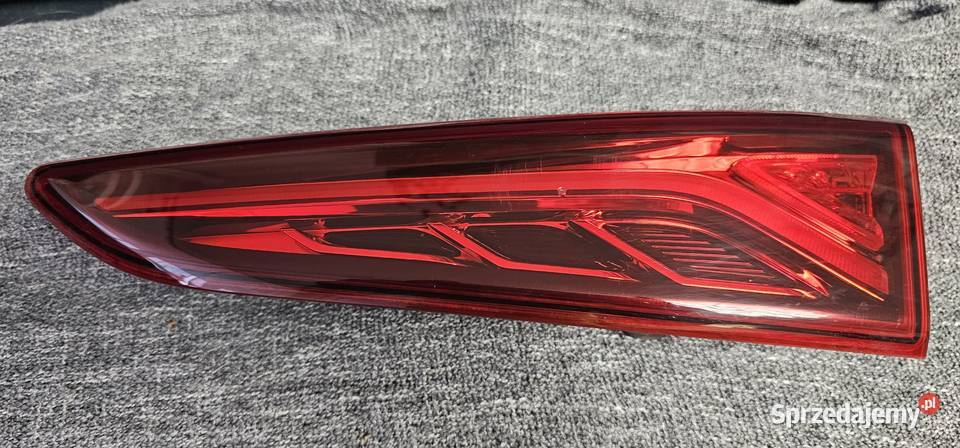 Lampa klapy bagażnika Hyundai Kona 2021 prawa Oświetlenie Liszki