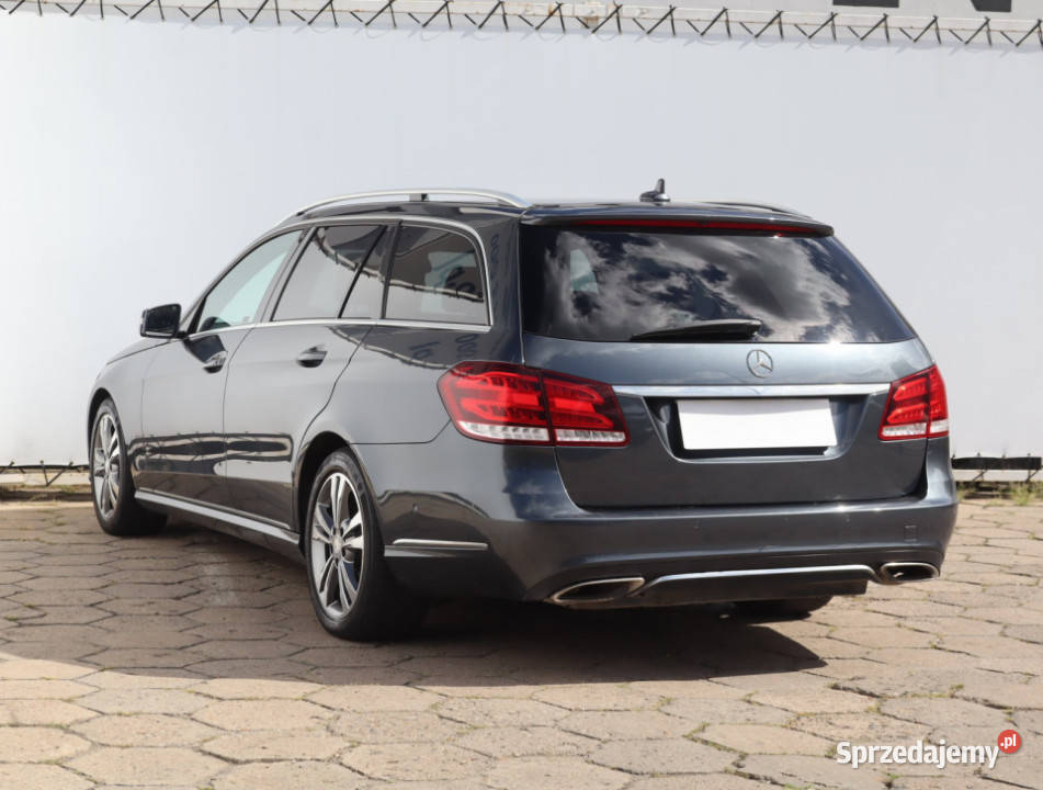 Mercedes E E 250 wspomaganie kierownicy Klasa E łódzkie