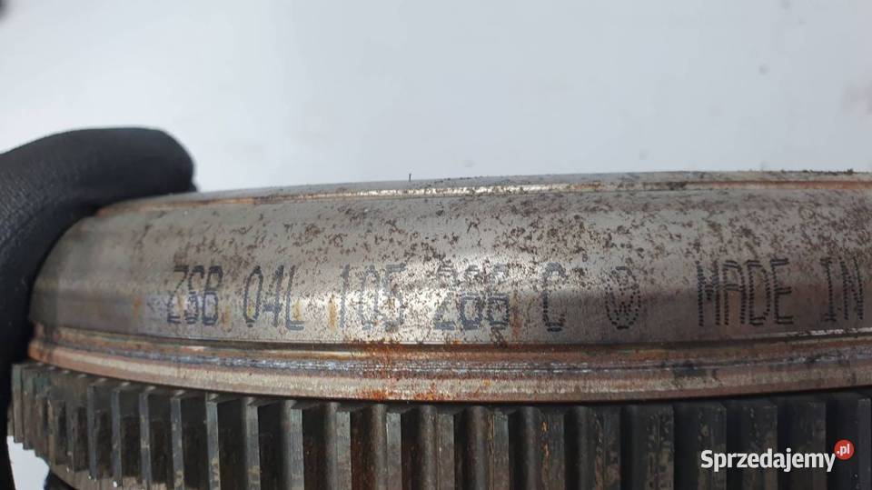 KOŁO DWUMASOWE DWUMAS KOMPLET 20TDI 04L105266C Lipno