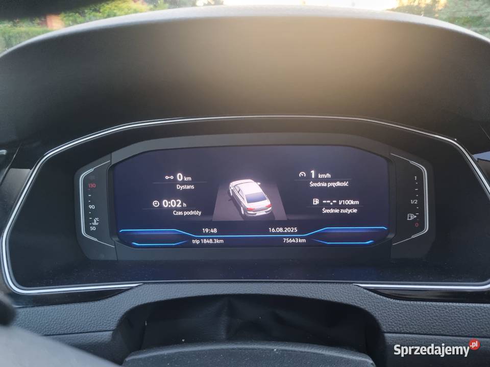 Ładny w idealnym stanie VW Passat 15TSI 150 DSG Sienno