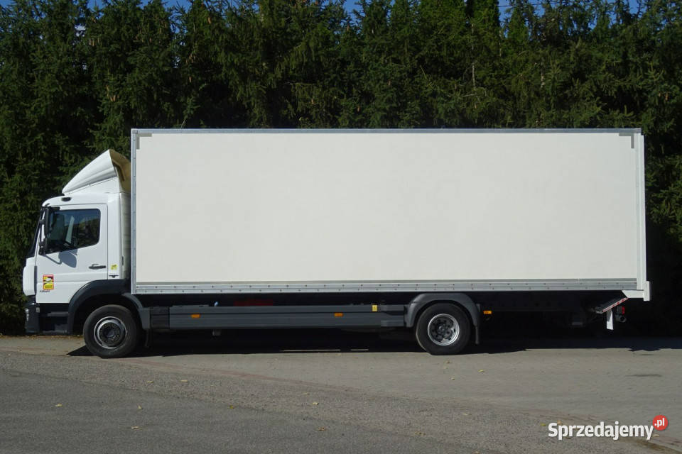 Mercedes ATEGO 1218 kontener 18palet winda 331 Góra Kalwaria