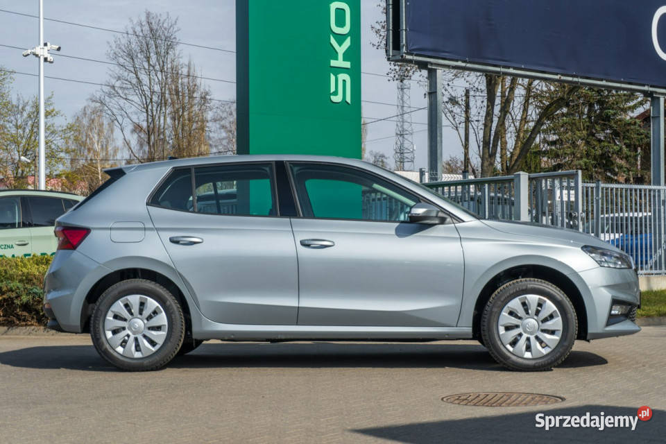 koda Fabia Essence 10 MPI 80 Dostępny ręki IV Rok produkcji 2026 Łódź