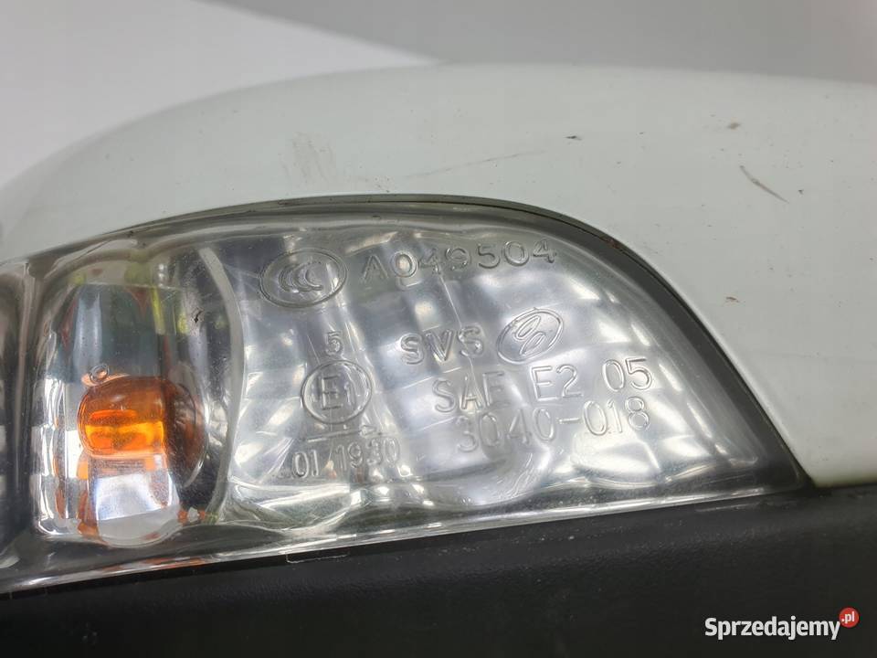 LUSTERKO PRAWE PASAŻERA Volvo V40 II 1219r 6 Rudka