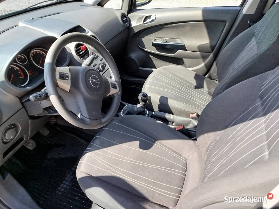 Opel corsa 2007 rocznik manualna