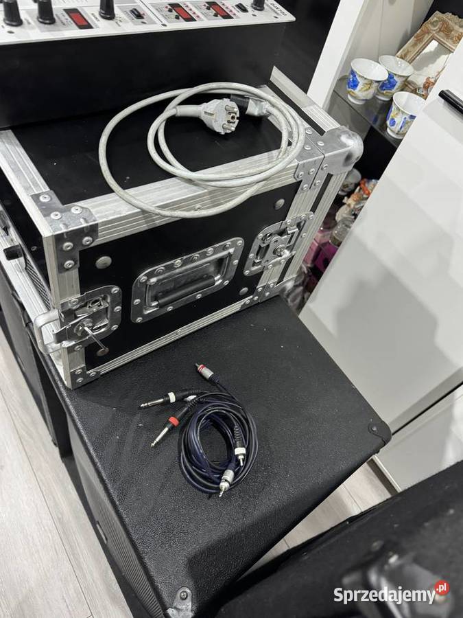 Sprzedam kompletny zestaw DJ 2 kolumny 800W 2 Piączyn