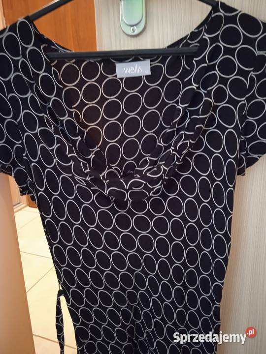 Elegancka bluzka z krótkim rękawem Rozmiar 40(L) Koszalin sprzedam