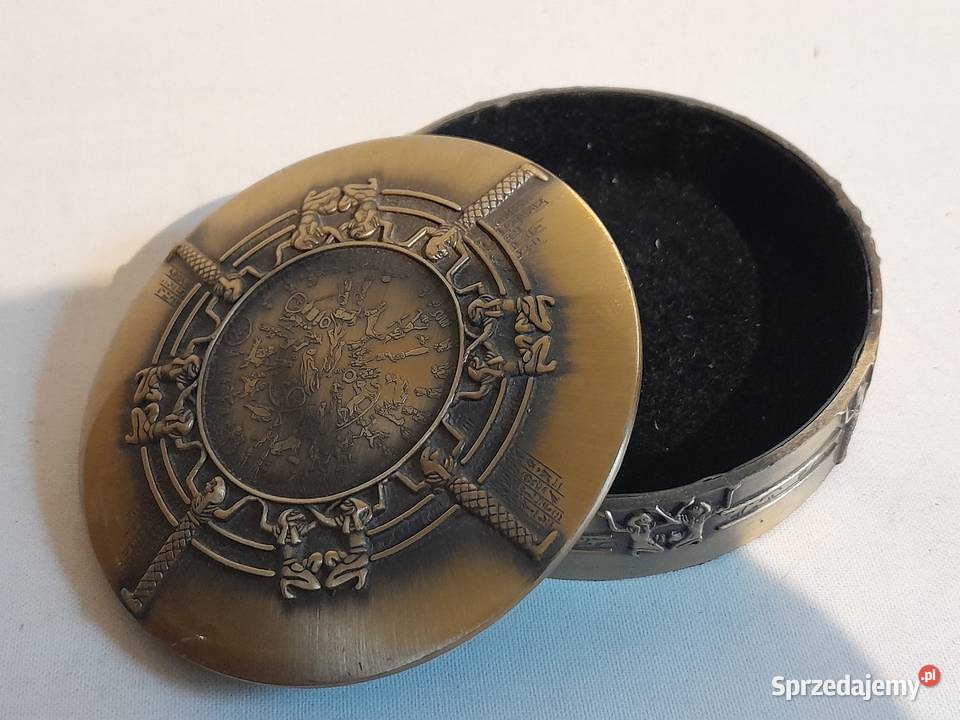 Egipska mosiężna szkatułka na biżuterię używana Dąbrowa Górnicza