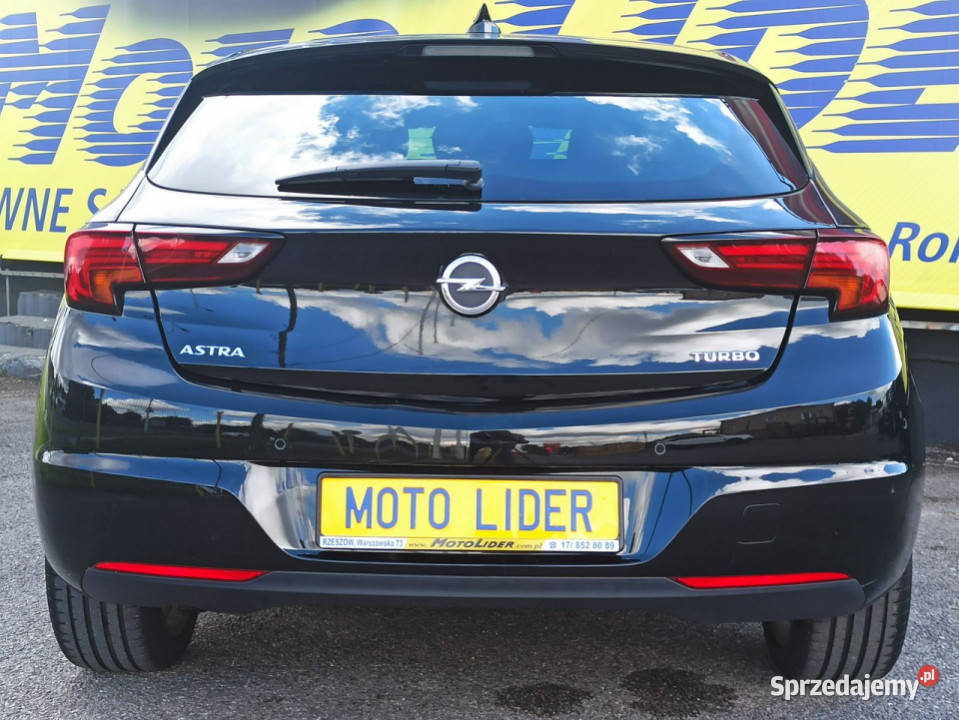 Opel Astra I właściciel bezwypadkowy bogata K nawigacja Astra Rzeszów