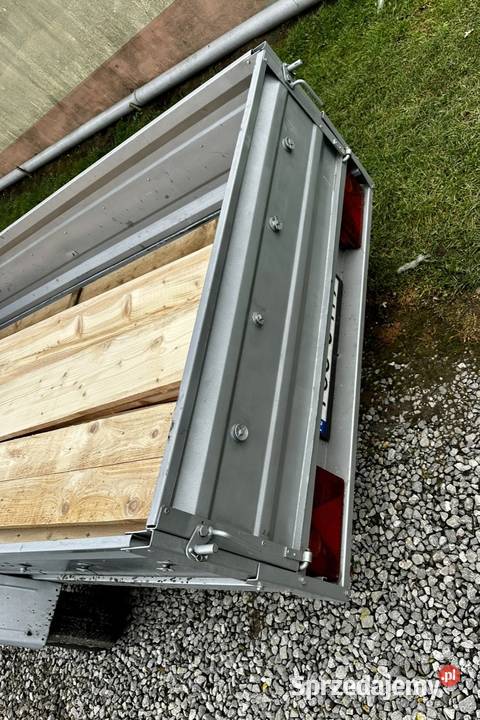 Przyczepka lekka samochodowa 750