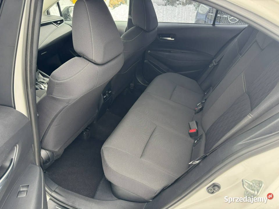 Toyota Corolla 18 HSD LPG Vat 23 Salon Ast bluetooth Otwock Mały