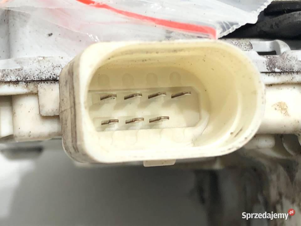 ZAMEK DRZWI PRAWY PRZÓD AUDI A4 B6 SedanLimuzyna osobowe sprzedam