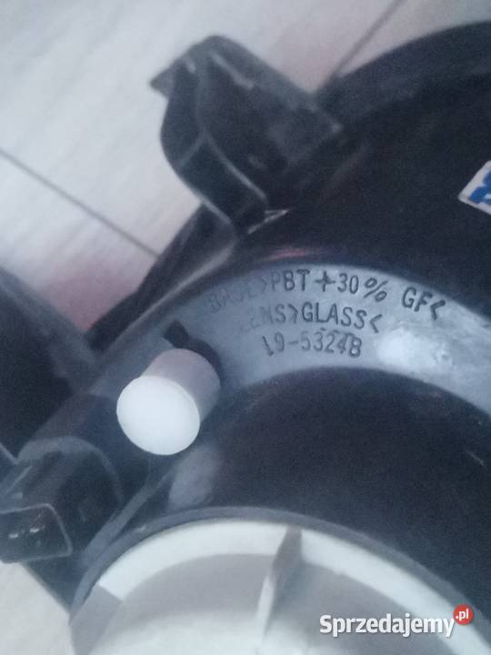 PEUGEOT 206 KOMPLETNA LEWA LAMPA PRZECIWMGIELNA Międzychód