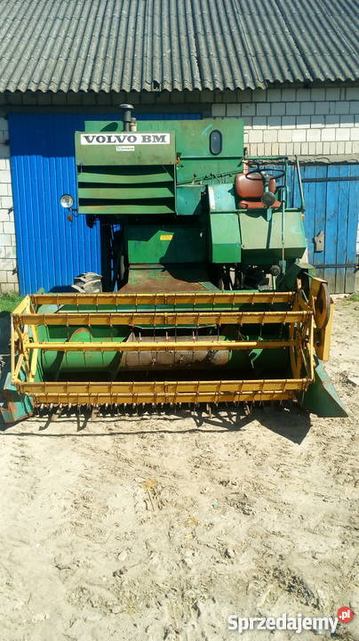 Kombajn Volvo 800 Adamów
