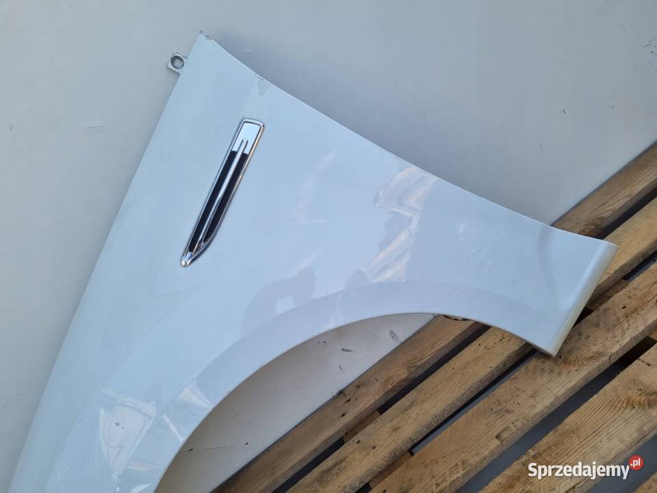 Ford Mondeo IV MK4 LIFT 1014 PRZEDNI BŁOTNIK osobowe Karoseria