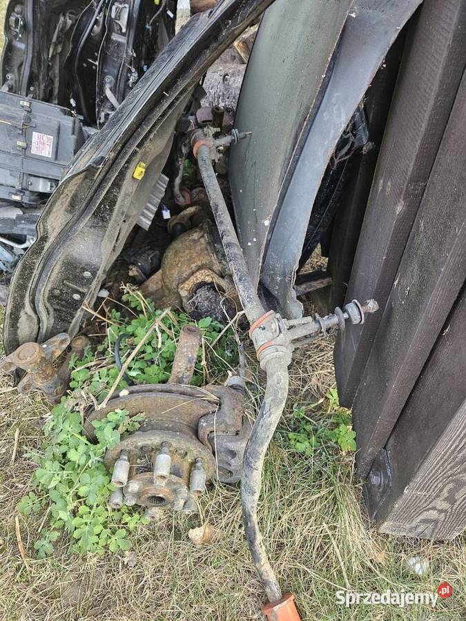 Mitsubishi Pajero Sport I różne części terenowe Kiełpino