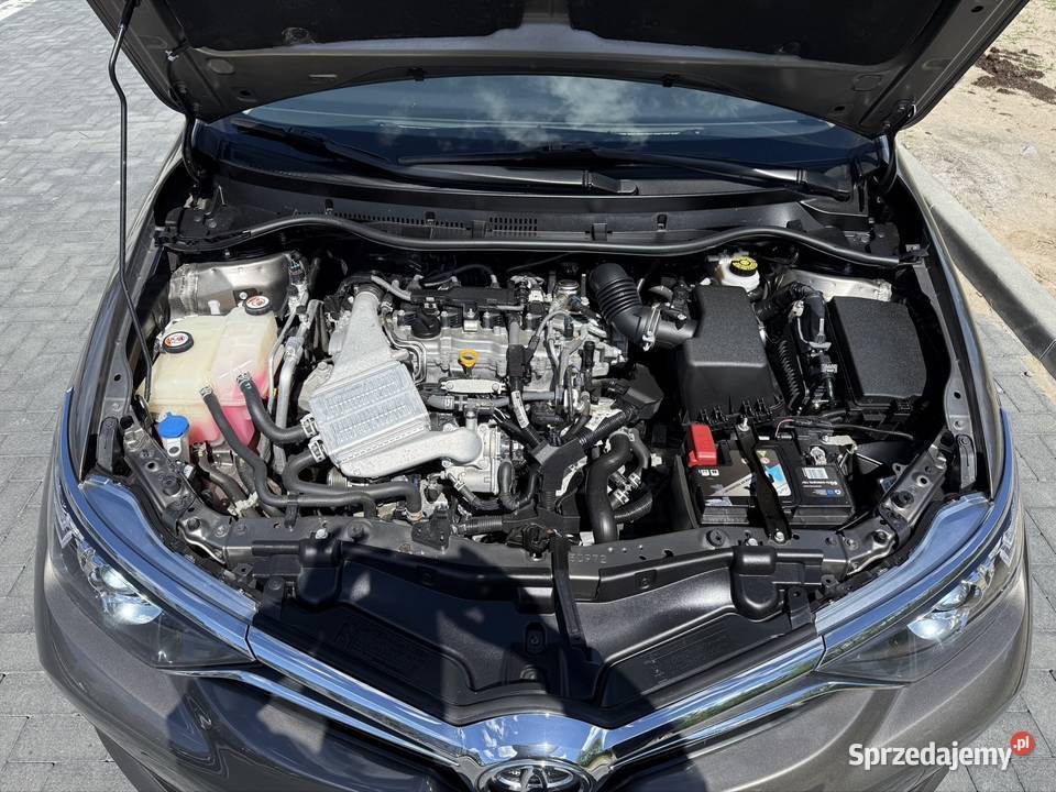 Toyota Auris 12 turbo przebieg 47 manualna Auris Biała Podlaska