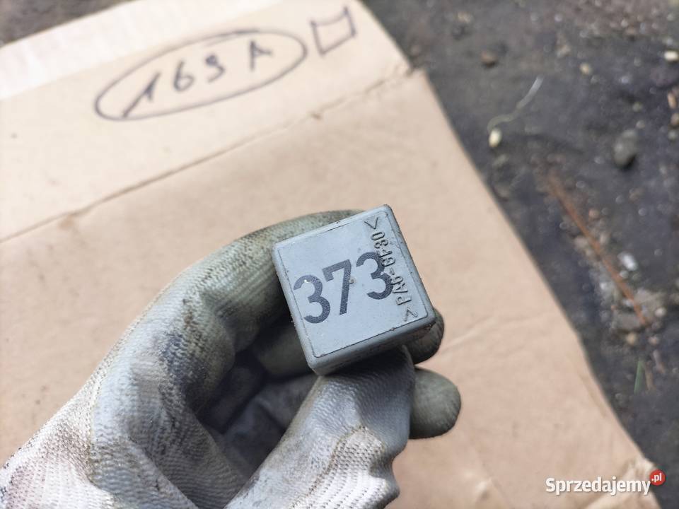 PRZEKAŹNIK 8D0951253A 373 Kamień-Kolonia