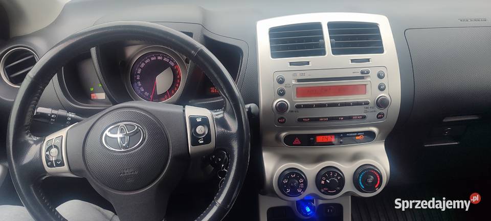 Toyota Urban cruiser 13 benzyna 6 biegow 100KM Motoryzacja Lipsko