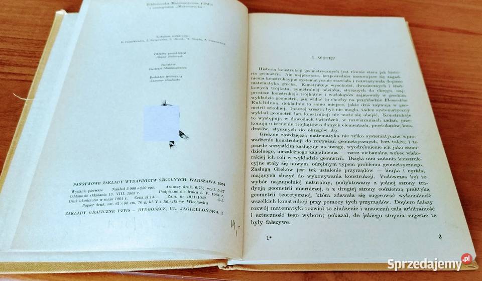 O konstrukcjach trójkątów Marian Łuczyński Gdańsk