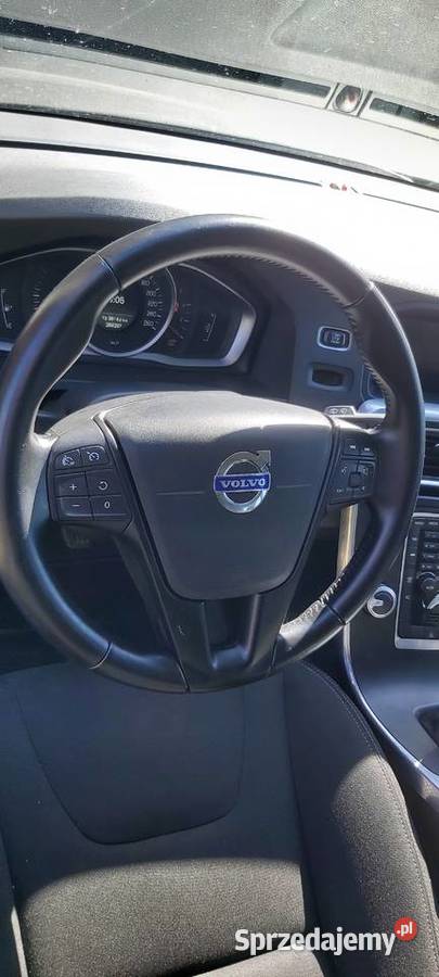 VOLVO V60 2015r 16 d2 faktura vat 23 navi Garwolin