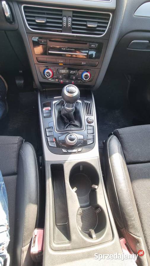 AUDI a4 b8 Avant 20 tdi manual biała Kraków sprzedam