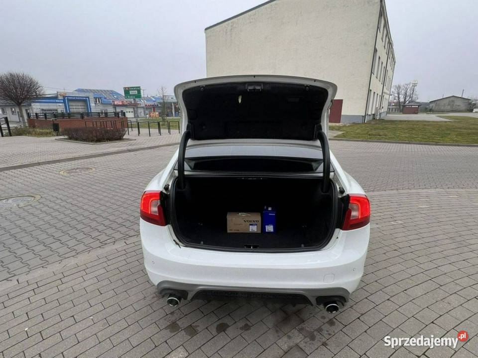 Volvo S60 20 T5 DYNASMIC Key less go Skóra Navi światła przeciwmgielne Sokołów Podlaski sprzedam