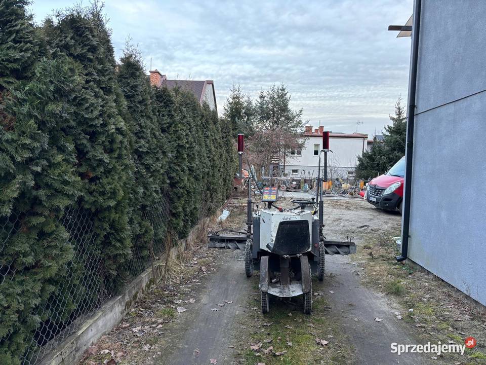 Rozkładarka do betonu Manipav 2000 Grajewo