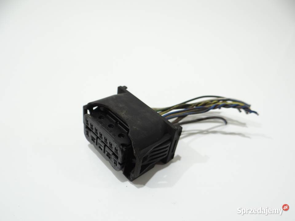 KOSTKA WTYCZKA LAMPY PRZÓD BMW X1 E84 H7 Strzyżewice sprzedam