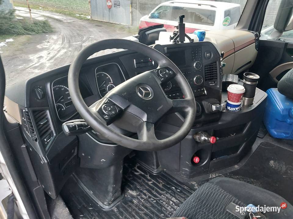 Ciągnik siodłowy Mercedes Actros MP4 1843 euro6