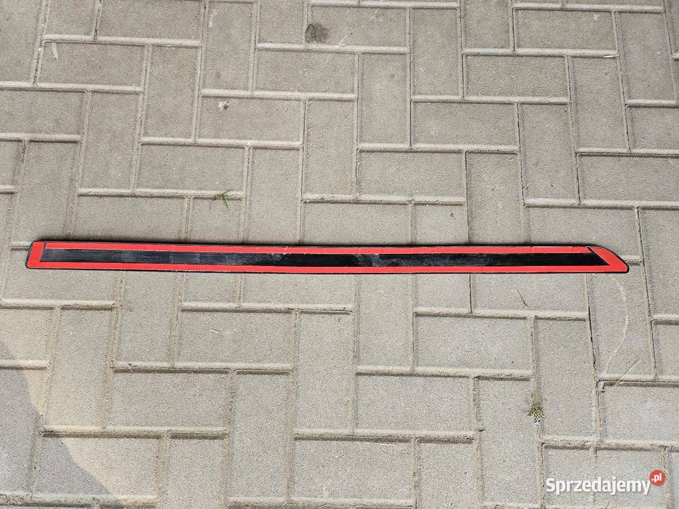 SUZUKI SWIFT 08 3D LISTWA DRZWI PRAWA PRZÓD Międzychód sprzedam