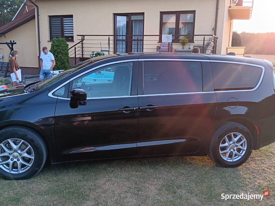 Chrysler Pacifica super stan LPG opony zima lato kurtyny powietrzne Lublin sprzedam