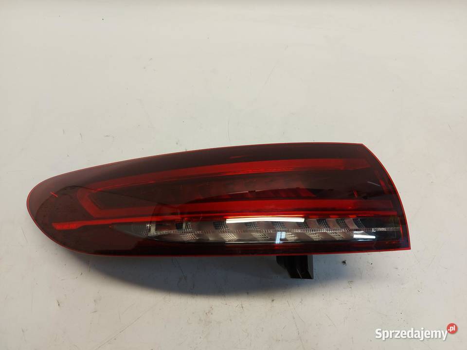 Mercedes EQC 400 W293 LAMPA LEWA TYŁ TYLNA osobowe