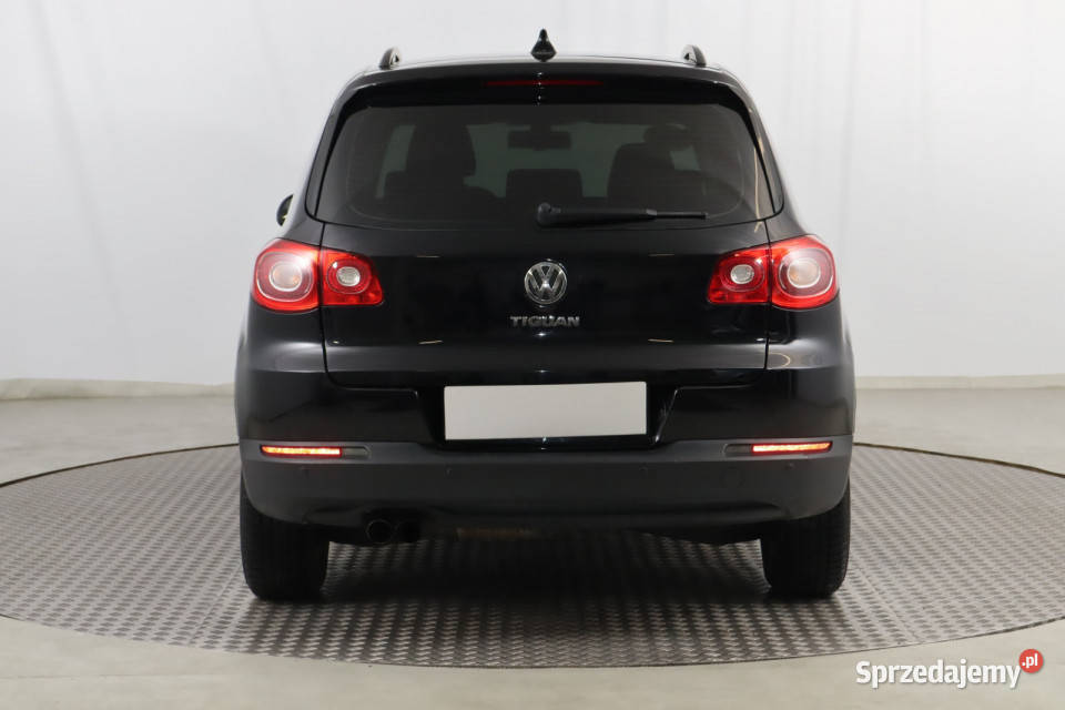 VW Tiguan 14 TSI relingi dachowe