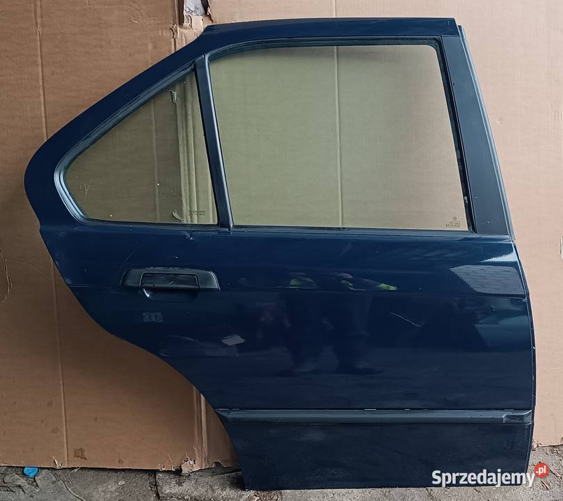 Drzwi BMW E36 prawy tył osobowe Morawica